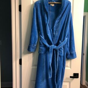 Like New Richie House Long Plush Soft Warm Blue Fleece Robe - SM